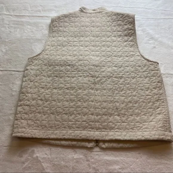 Freedom to Change Front Zip Quilted Vest Size Large - Picture 2 of 8